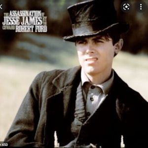 Meet your Posher, Hugo